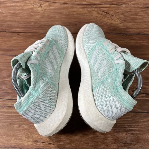 Adidas Pureboost Go Athletic Shoes Sneakers Women’s Size 10 - Picture 3 of 10